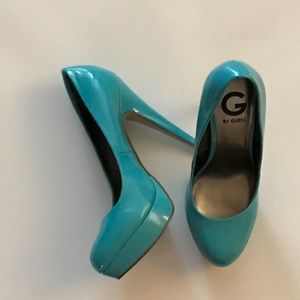 Guess Platform Pumps